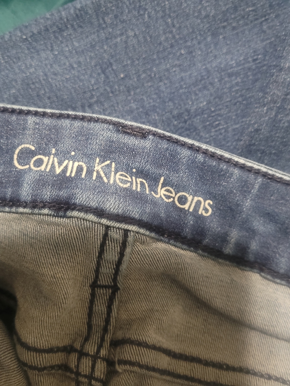 Calvin Klein Women's Medium Blue Slim Boyfriend Jeans Size 4 - Picture 4 of 5